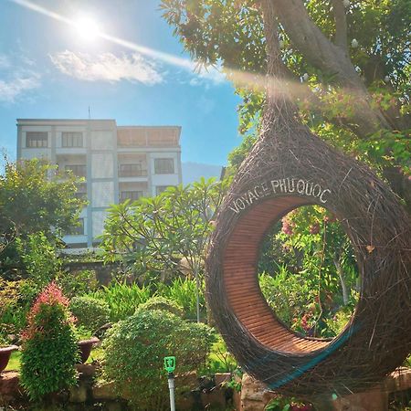 Voyage Phu Quoc Beach Resort Exterior foto