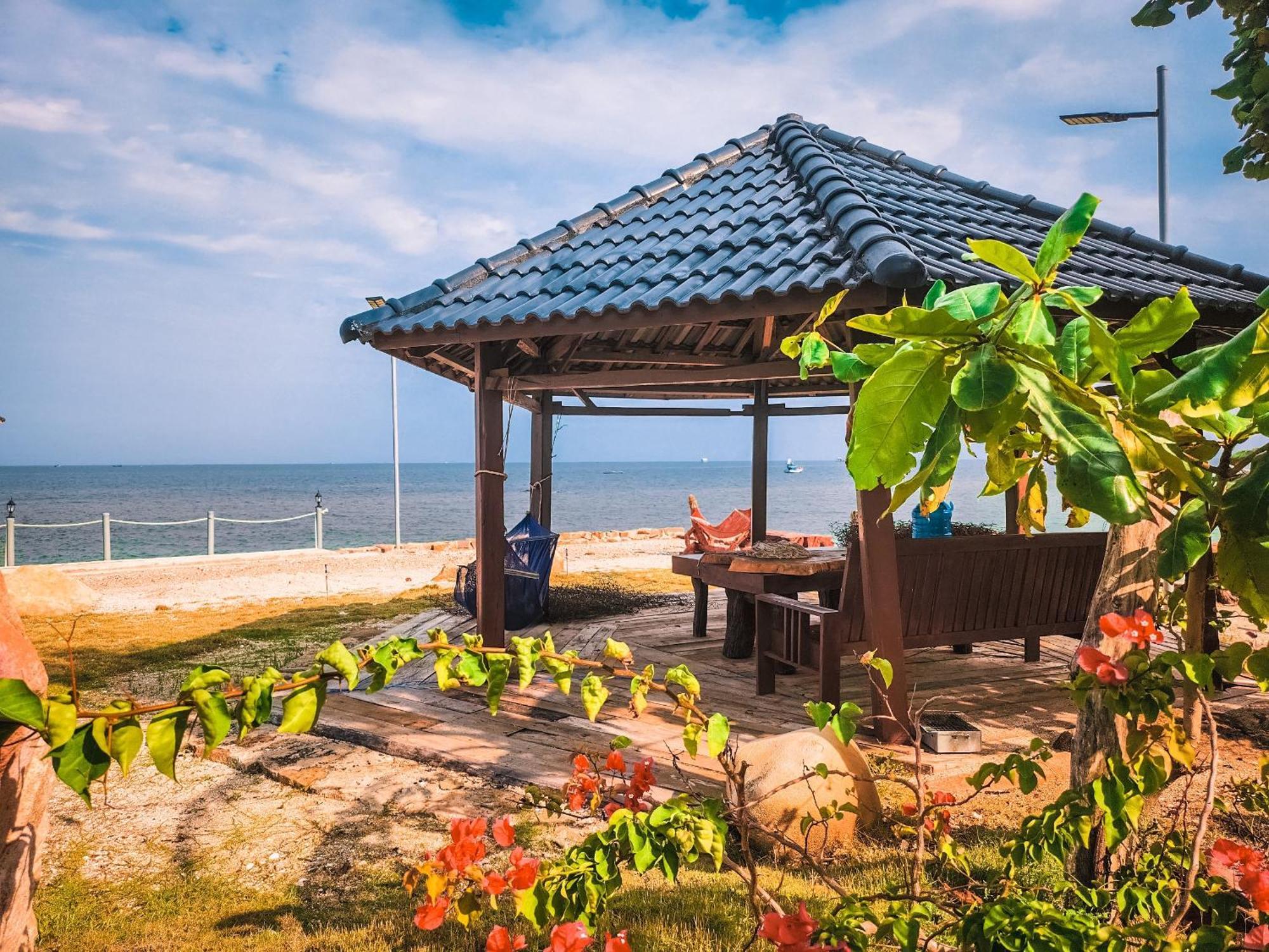 Voyage Phu Quoc Beach Resort Exterior foto